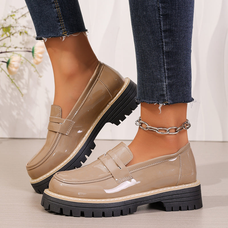 Scarpe Ortopediche Aggraziate dal Look Moderno