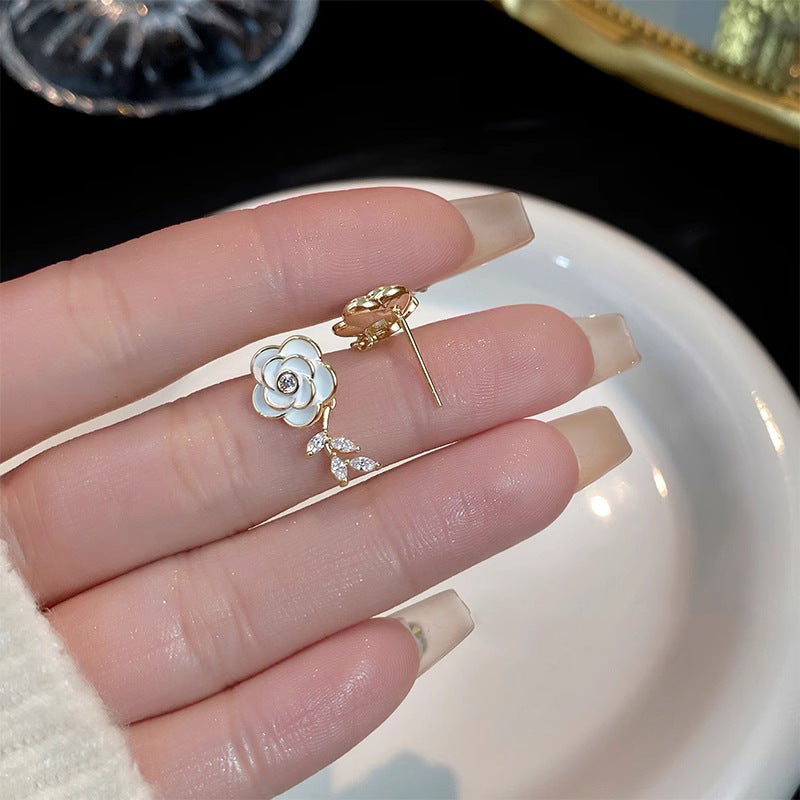 Orecchino affascinante per ogni occasione