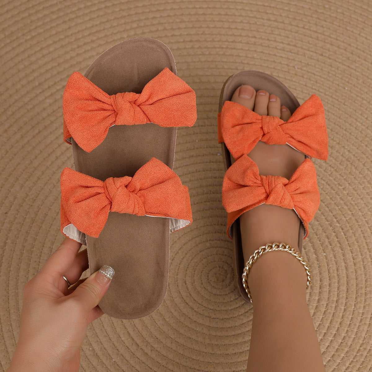 Sandali Ortopediche Aggraziate dal Look Moderno