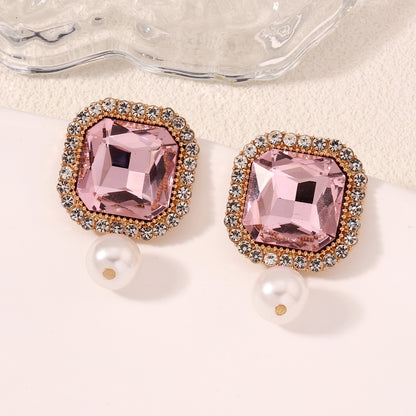 Orecchino elegante per ogni occasione