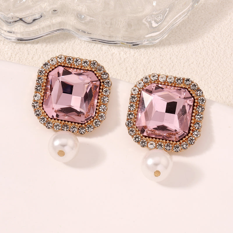 Orecchino elegante per ogni occasione