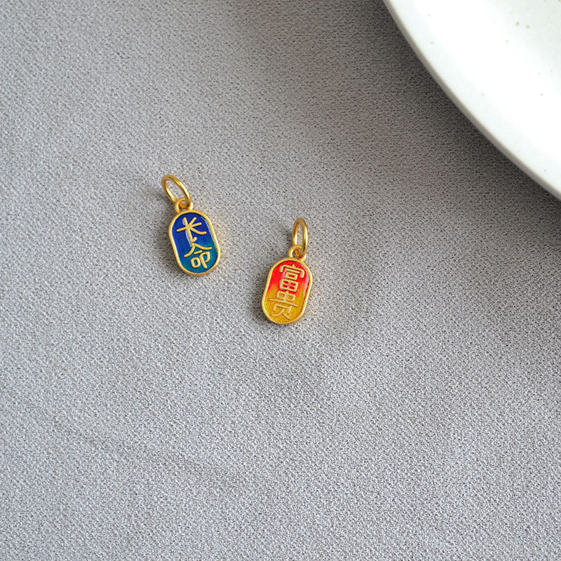 Oro Orecchino artigianale delicato