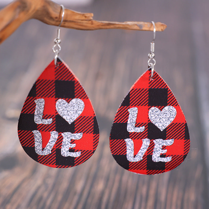 Orecchino artigianale delicato