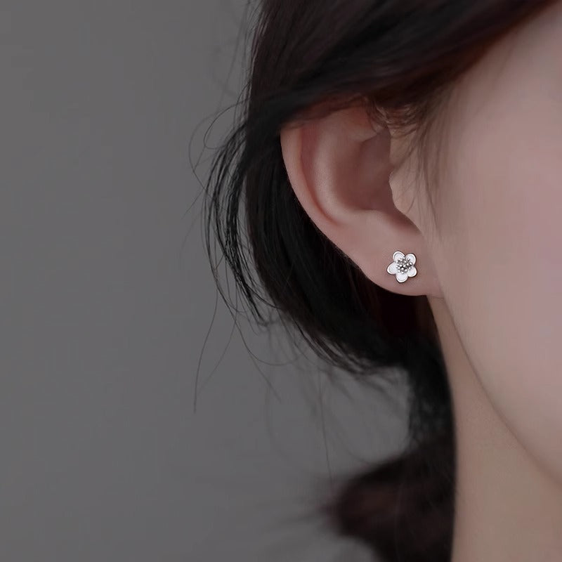 Orecchino romantico per momenti speciali