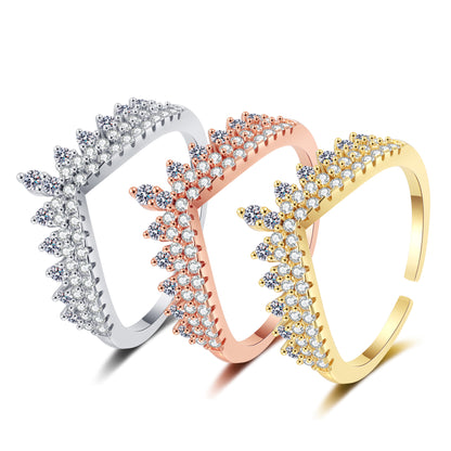 Anello bellissimo con stile unico