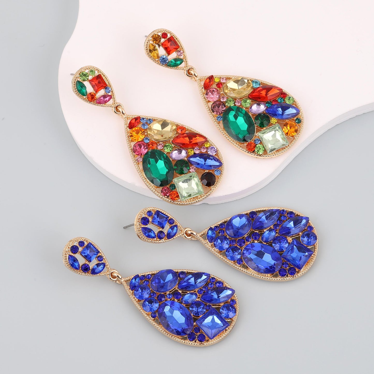 Orecchino bellissimo con stile unico