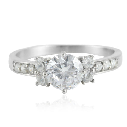 Anello affascinante per ogni occasione