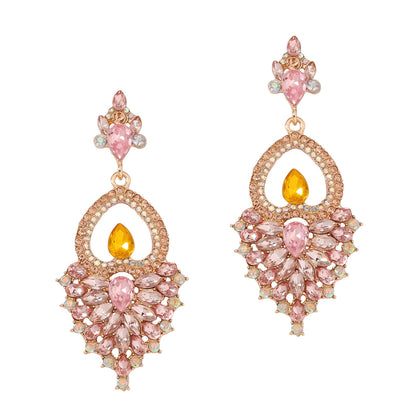 Orecchino bellissimo con stile unico