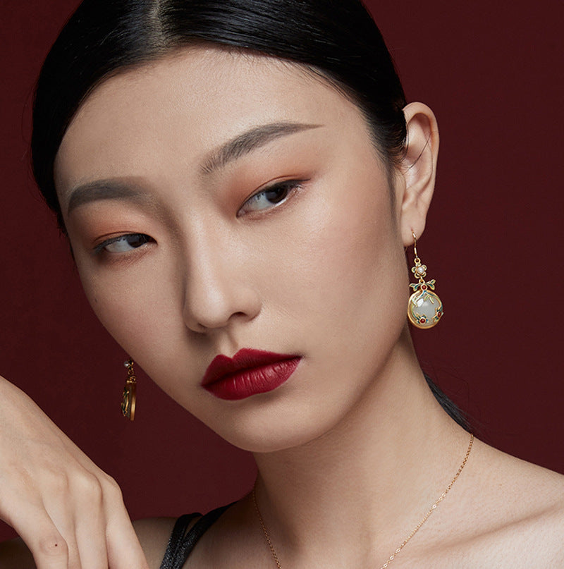 Orecchino classico dal fascino senza tempo