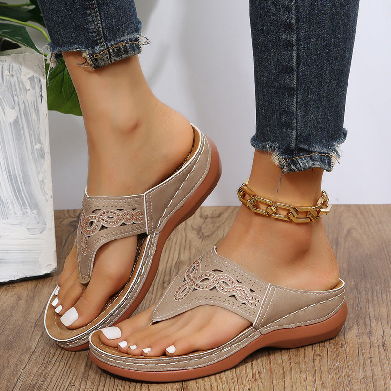 Sandali Ortopediche Aggraziate dal Look Moderno