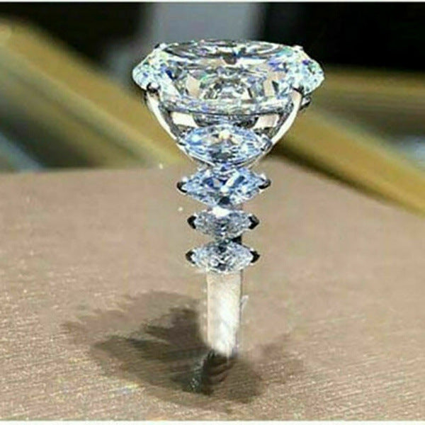 Anello elegante per ogni occasione