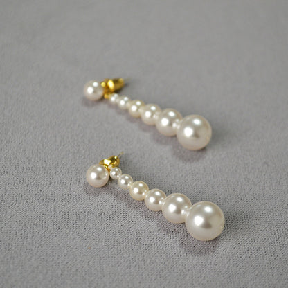 Argento Orecchino artigianale delicato