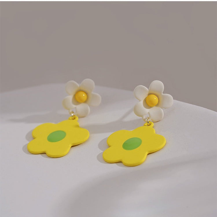 Orecchino bellissimo con stile unico