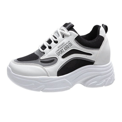 Sneakers Ortopediche Aggraziate dal Look Moderno