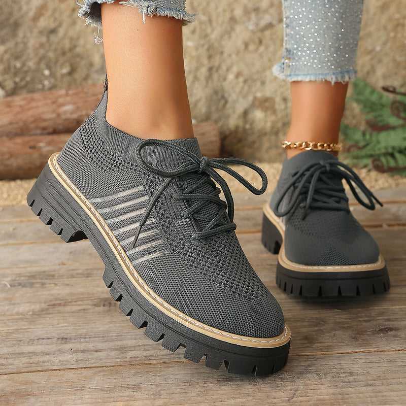 Scarpe Ortopediche Aggraziate dal Look Moderno