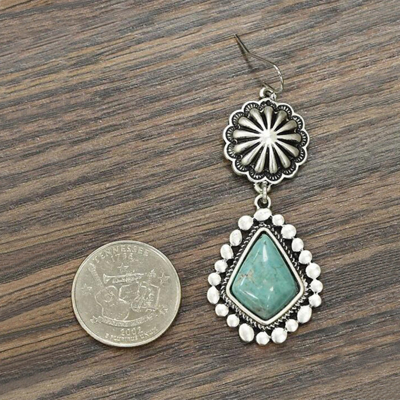 Argento Orecchino artigianale delicato