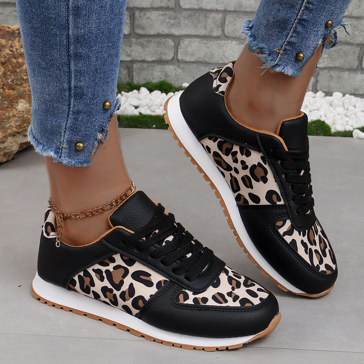 Scarpe Ortopediche Ispirate al Vintage