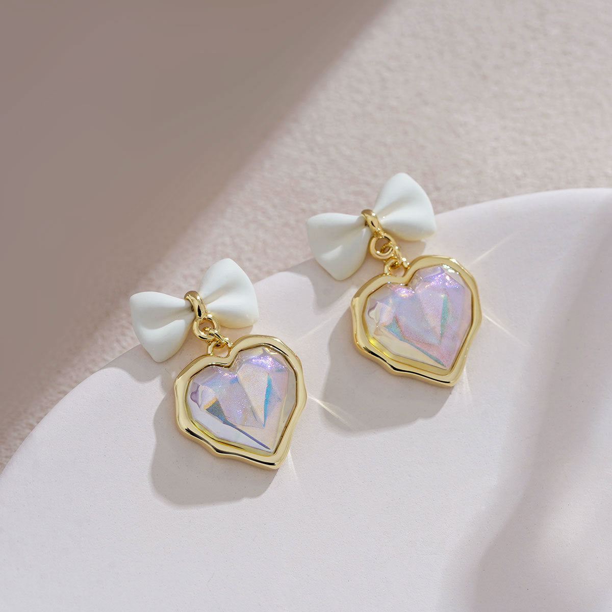 Orecchino bellissimo con stile unico