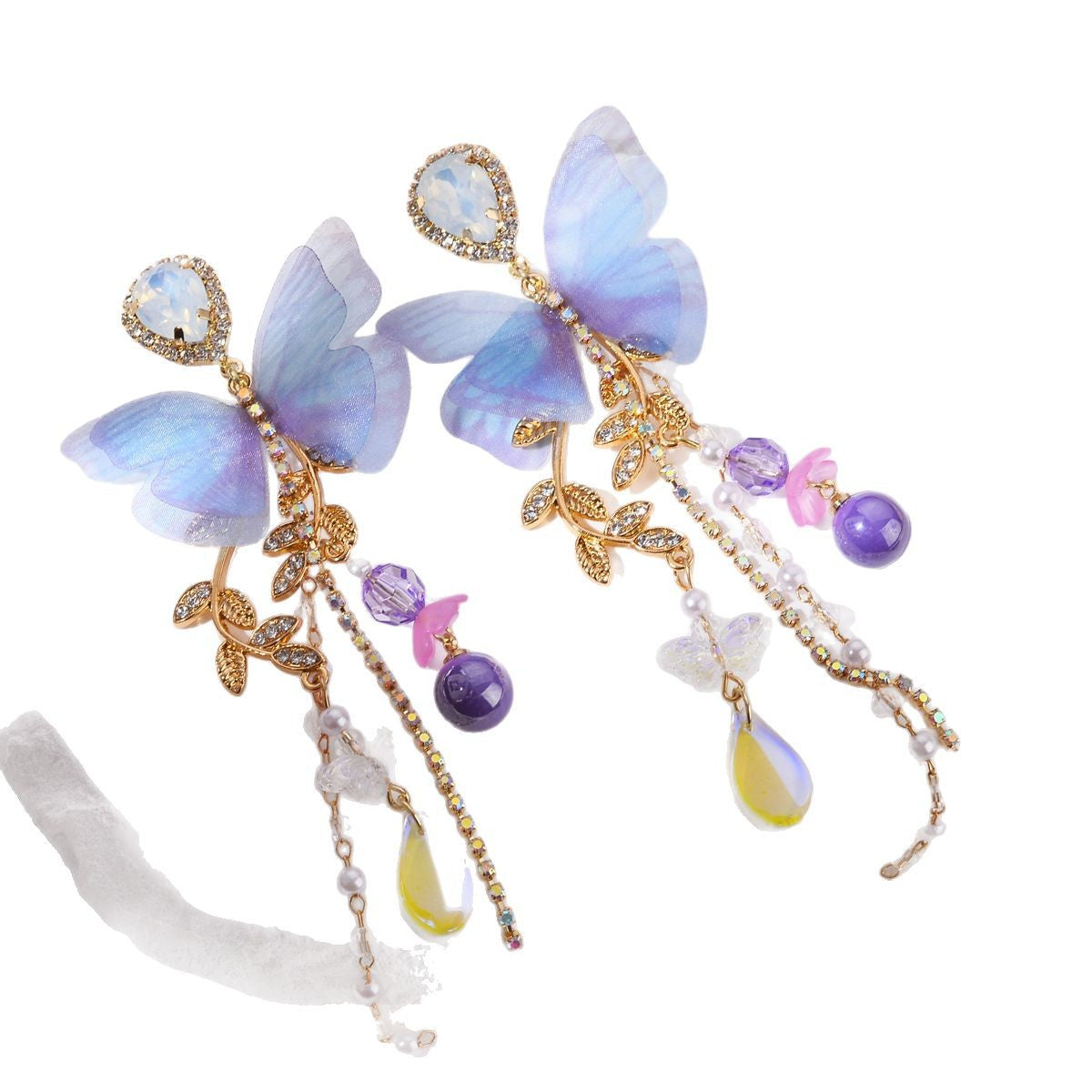 Perla Orecchino artigianale delicato