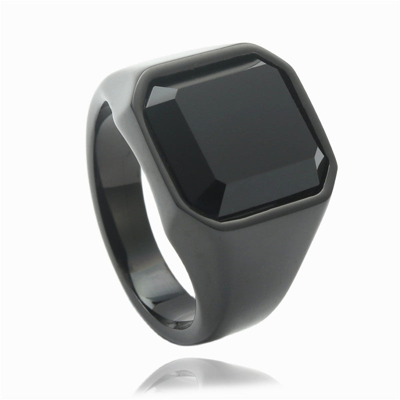 Anello affascinante per ogni occasione