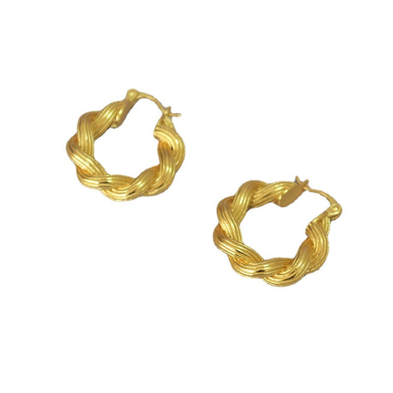 Orecchino classico dal fascino senza tempo