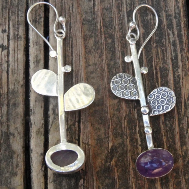 Orecchino artigianale delicato