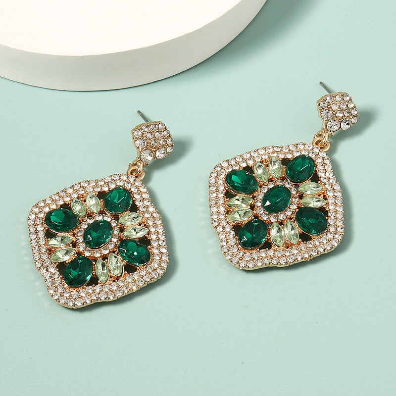 Perla Orecchino artigianale delicato