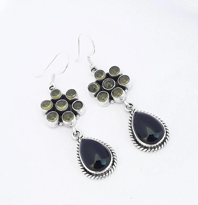 Orecchino classico dal fascino senza tempo