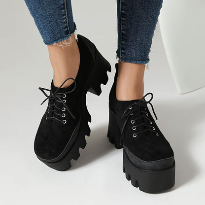 Scarpe Ortopediche Aggraziate dal Look Moderno