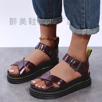 Sandali Ortopediche Aggraziate dal Look Moderno