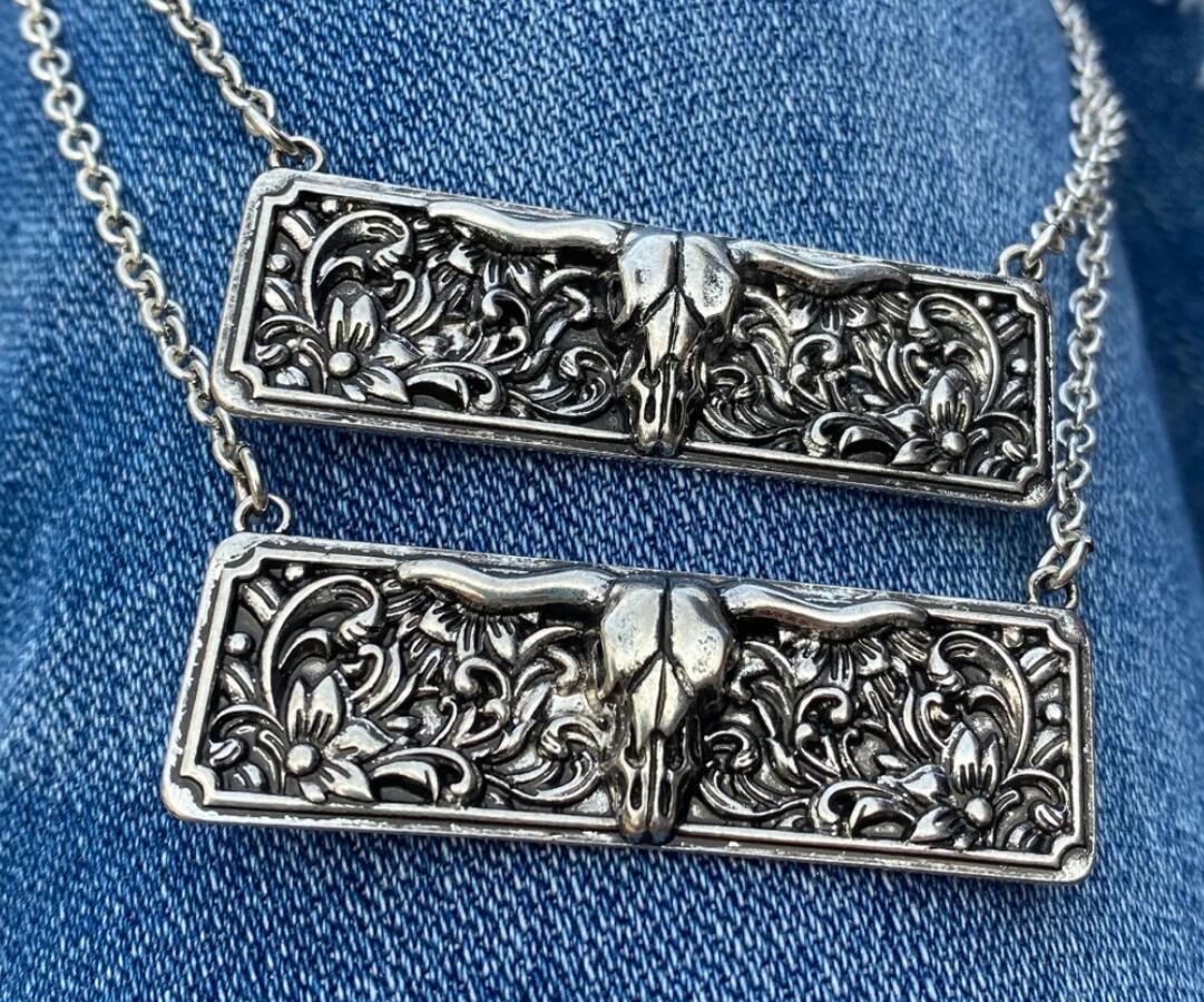 Collana bellissimo con stile unico