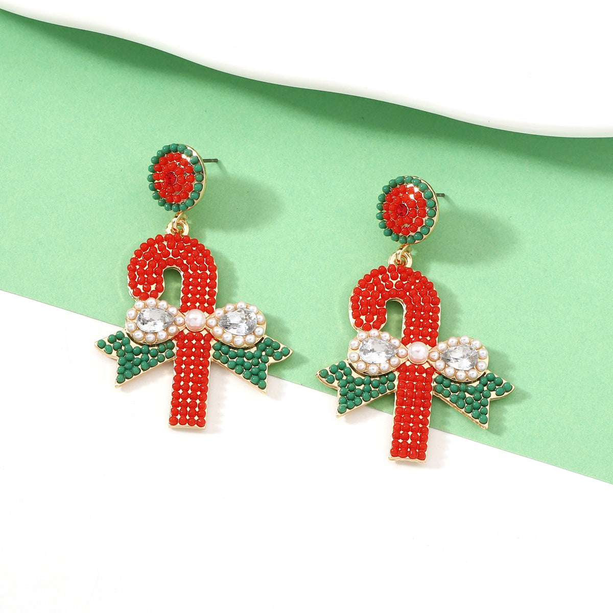 Orecchino bellissimo con stile unico