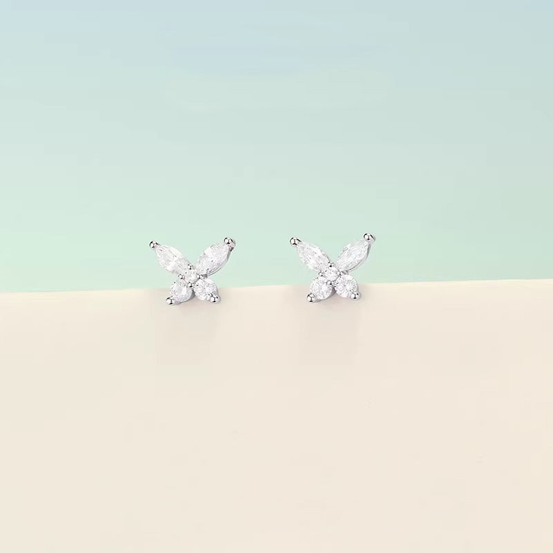 Orecchino bellissimo con stile unico