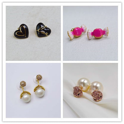 Oro Orecchino bellissimo con stile unico