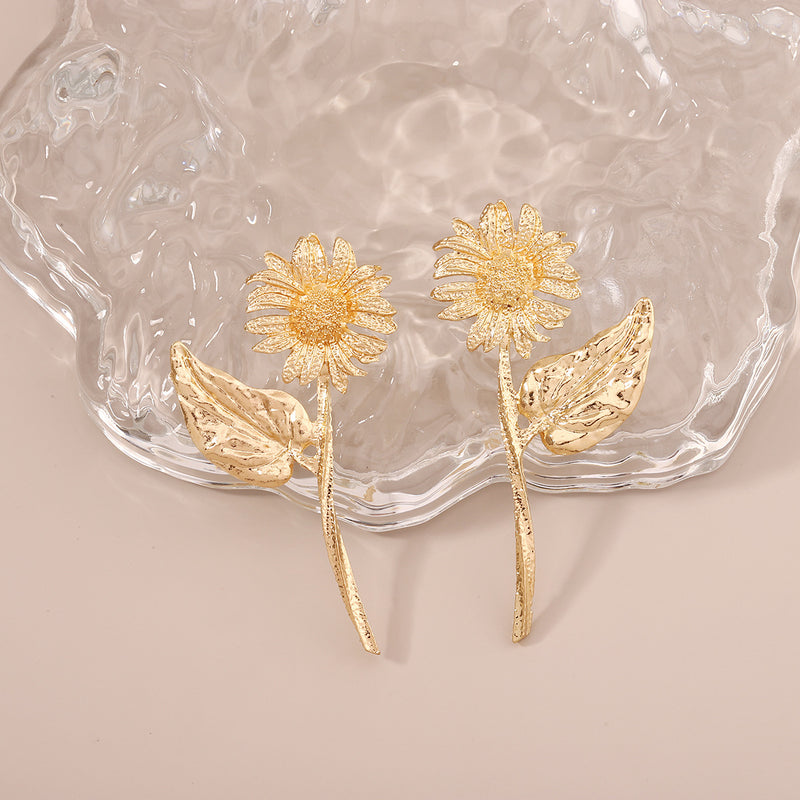 Orecchino affascinante per ogni occasione