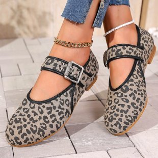 Scarpe Ortopediche Eleganti per Ogni Passo