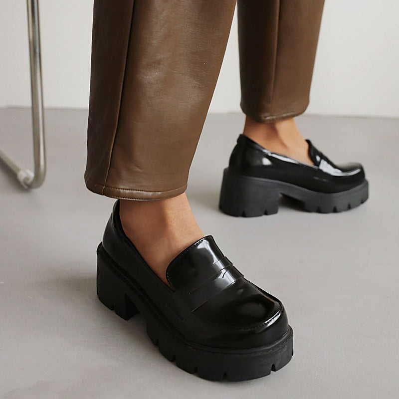 Scarpe Ortopediche Classiche con Stile Senza Tempo