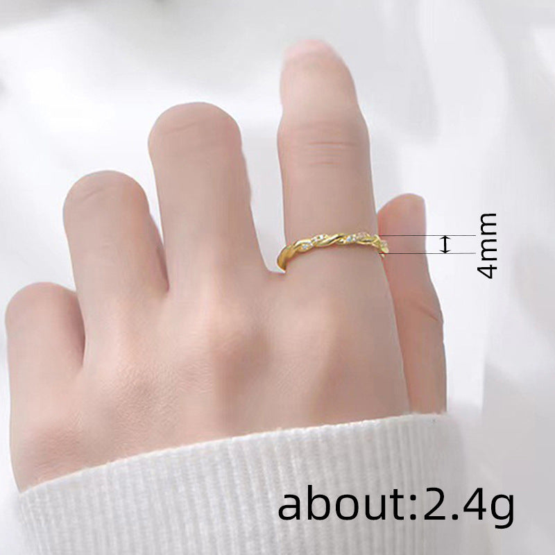 Anello artigianale delicato