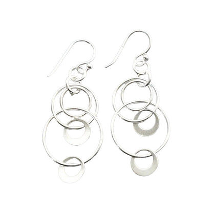 Orecchino classico dal fascino senza tempo