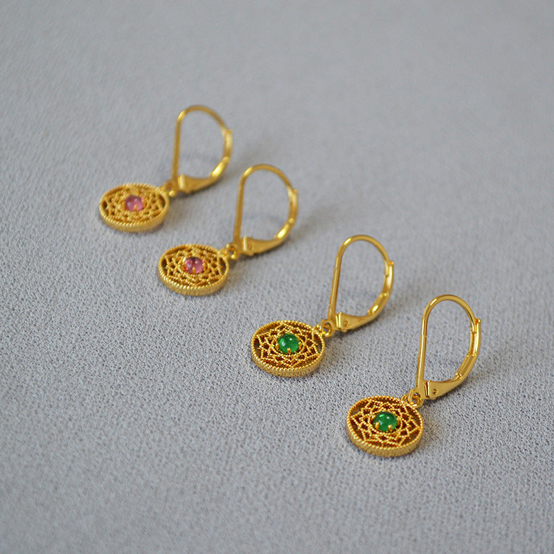 Orecchino artigianale delicato