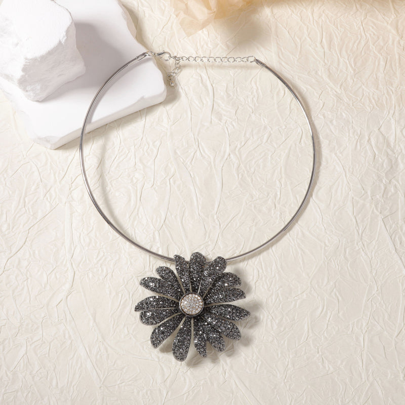 Ciondolo artigianale delicato