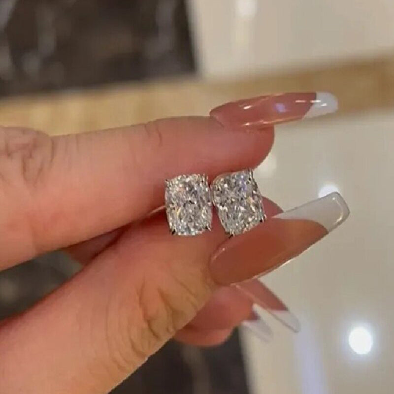 Orecchino bellissimo con stile unico