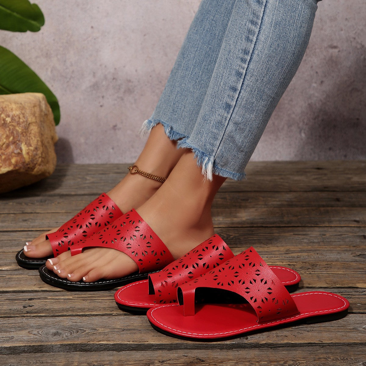 Sandali Ortopediche Aggraziate dal Look Moderno