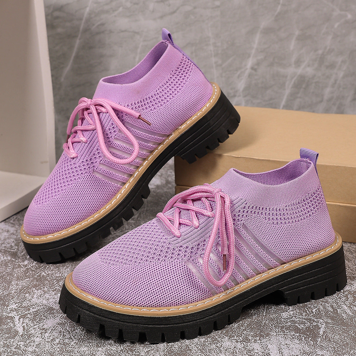 Scarpe Ortopediche Aggraziate dal Look Moderno