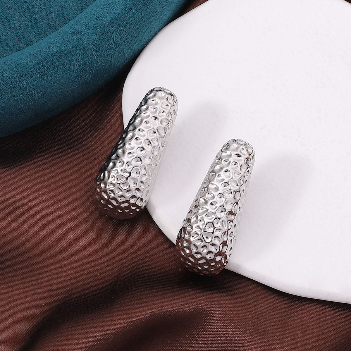 Orecchino affascinante per ogni occasione