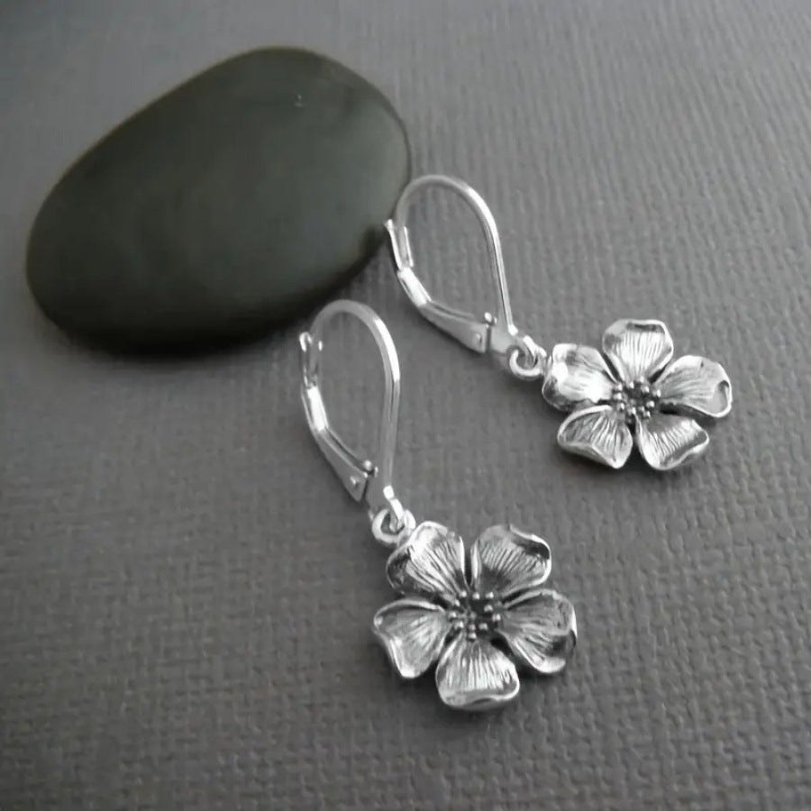 Orecchino classico dal fascino senza tempo