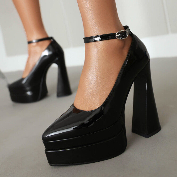 Scarpe Ortopediche Aggraziate dal Look Moderno