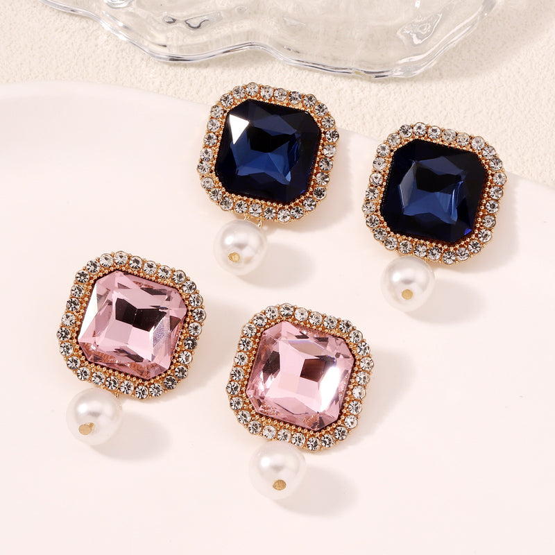 Orecchino elegante per ogni occasione