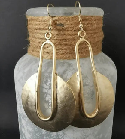 Orecchino romantico per momenti speciali