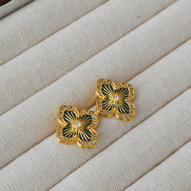 Oro Orecchino romantico per momenti speciali